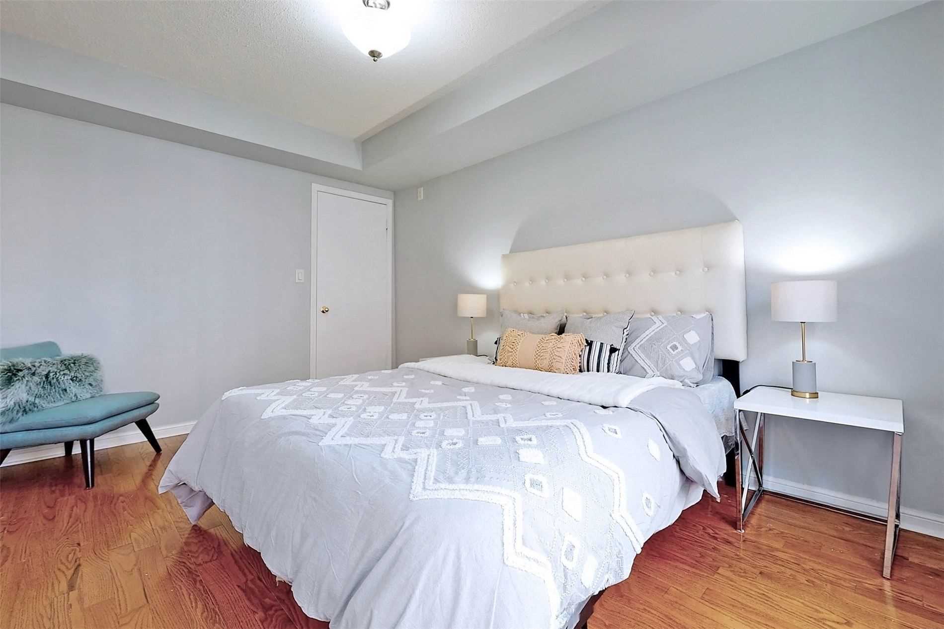 5 Everson Dr, #1030