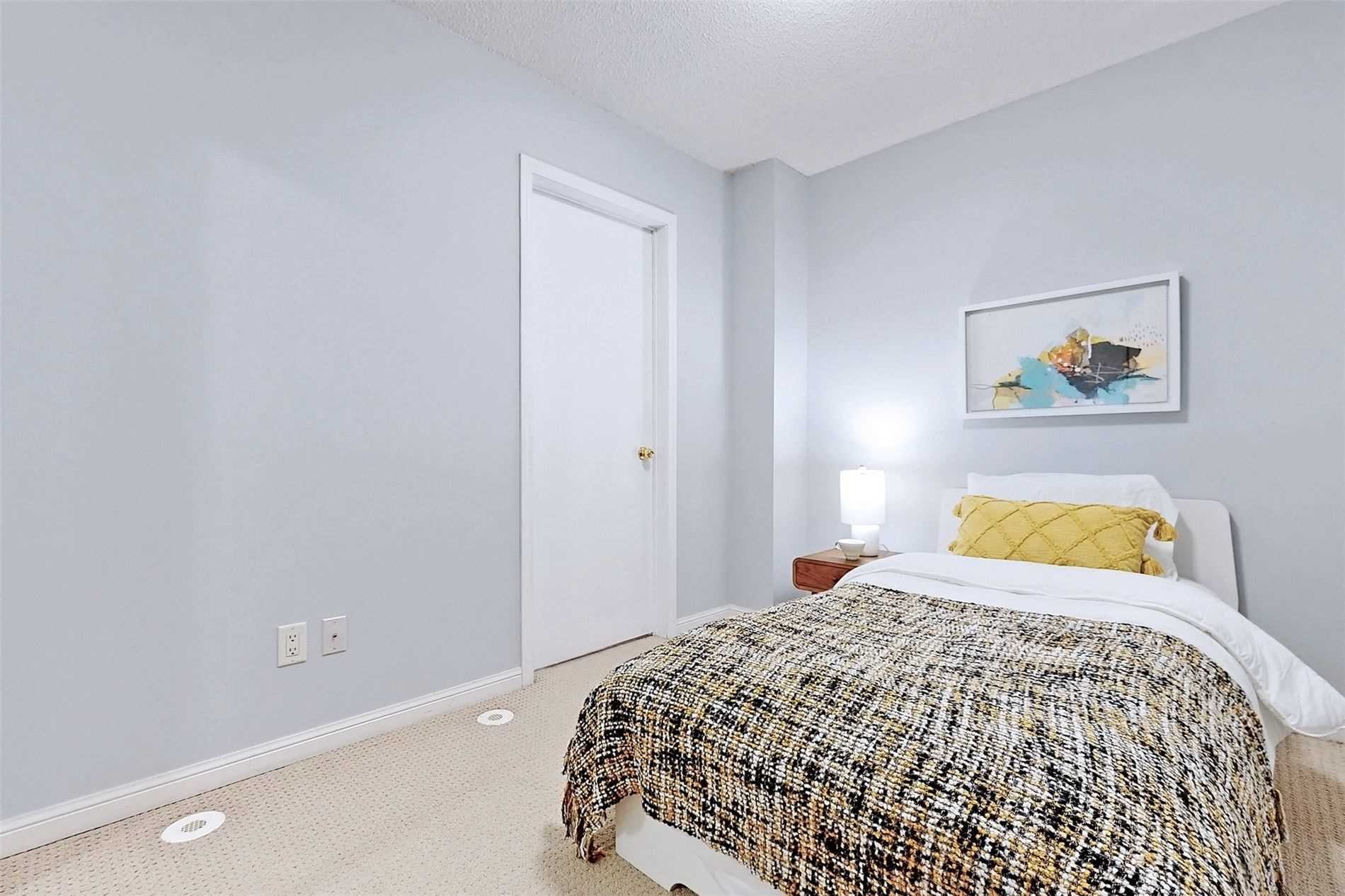 5 Everson Dr, #1030