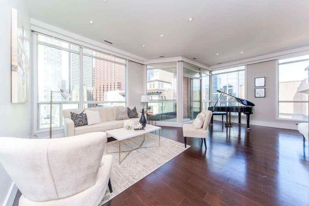 #2209 - 7 King St E, Toronto