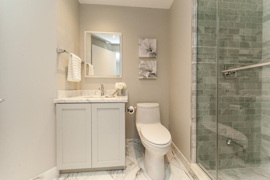 #2209 - 7 King St E, Toronto