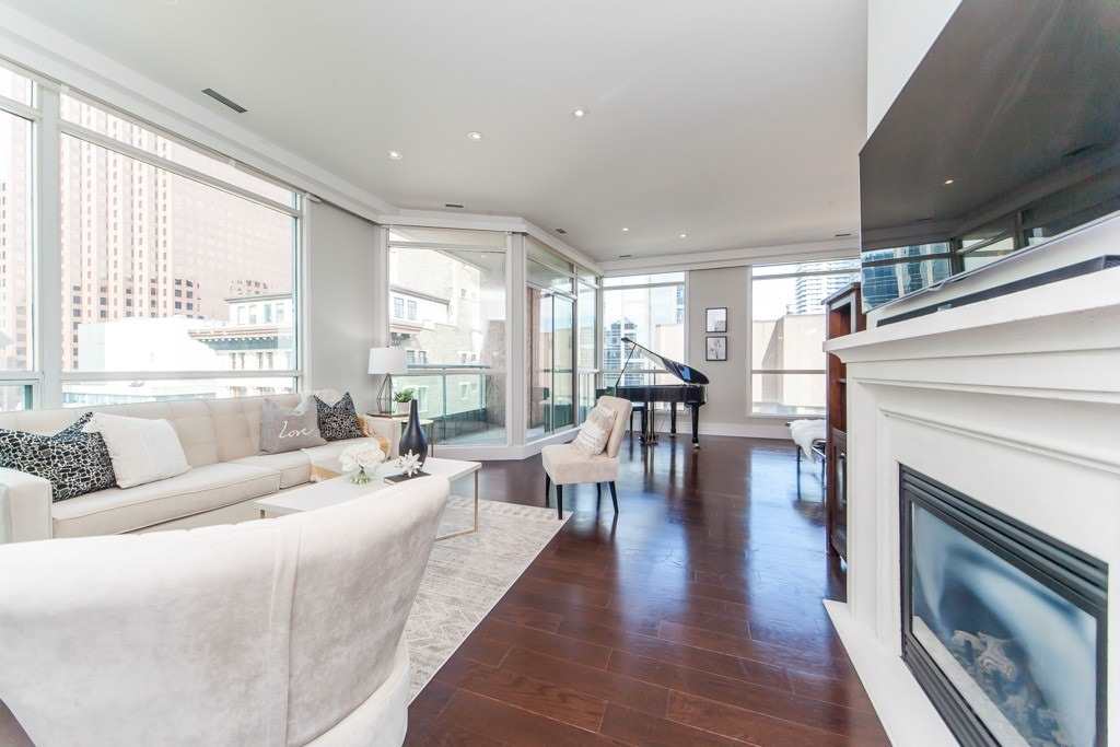 #2209 - 7 King St E, Toronto