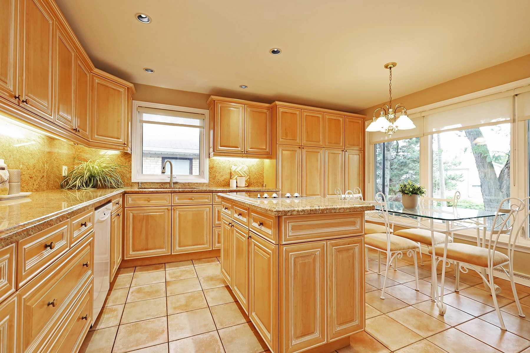 24 Cedar Springs Grve