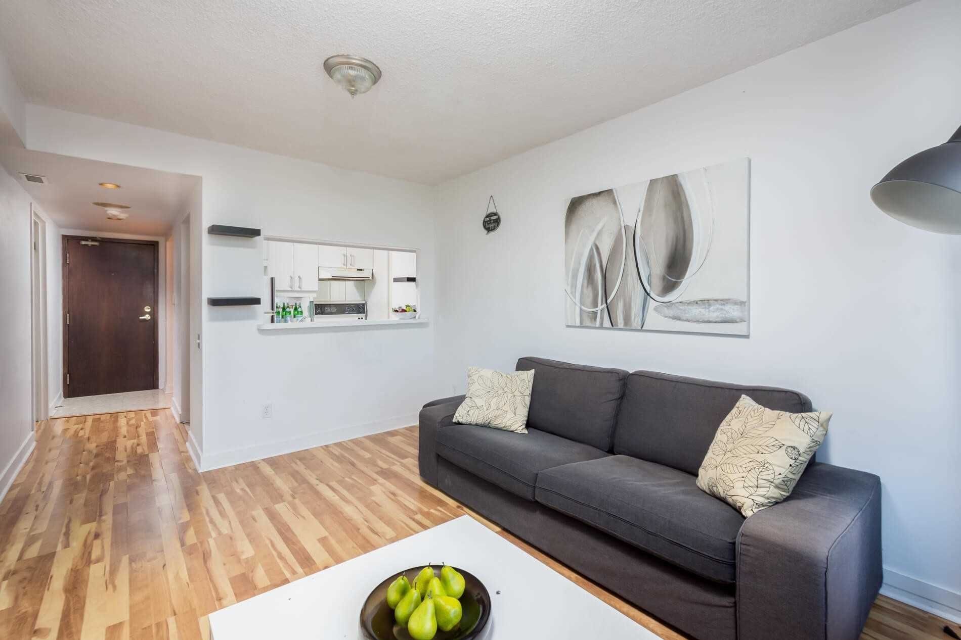 409 Bloor St E, #1003
