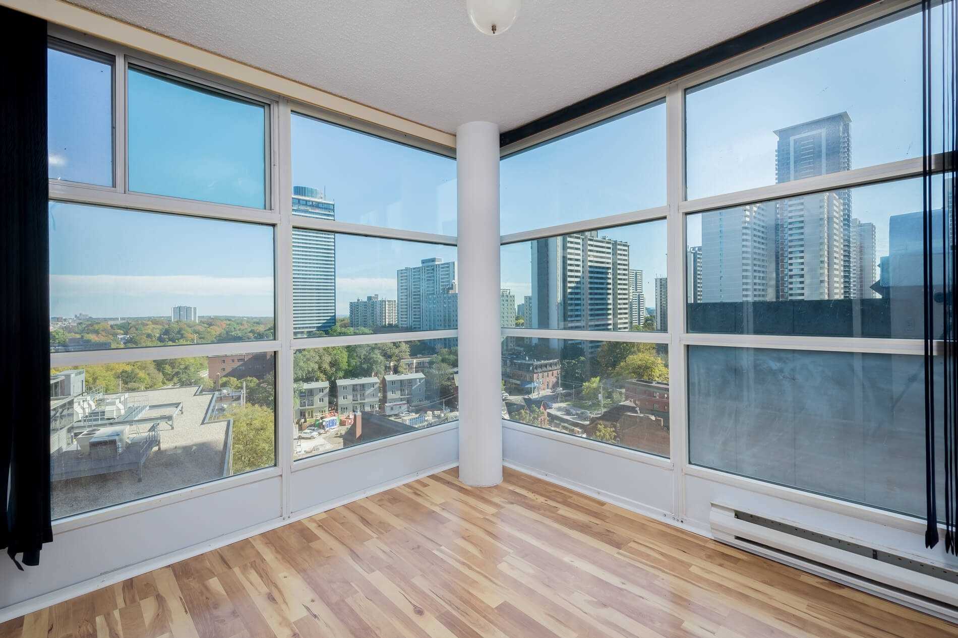 409 Bloor St E, #1003