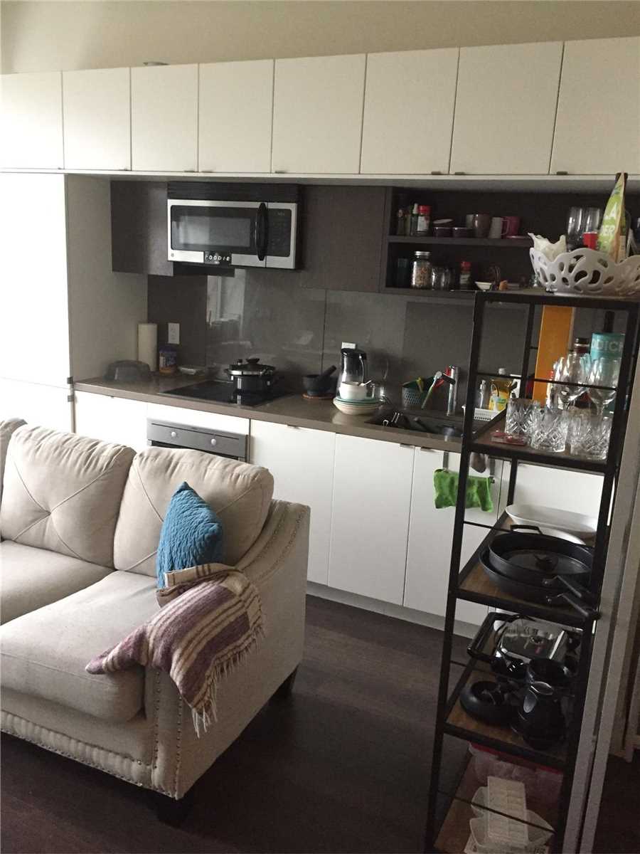 111 St Clair Ave W, #1226
