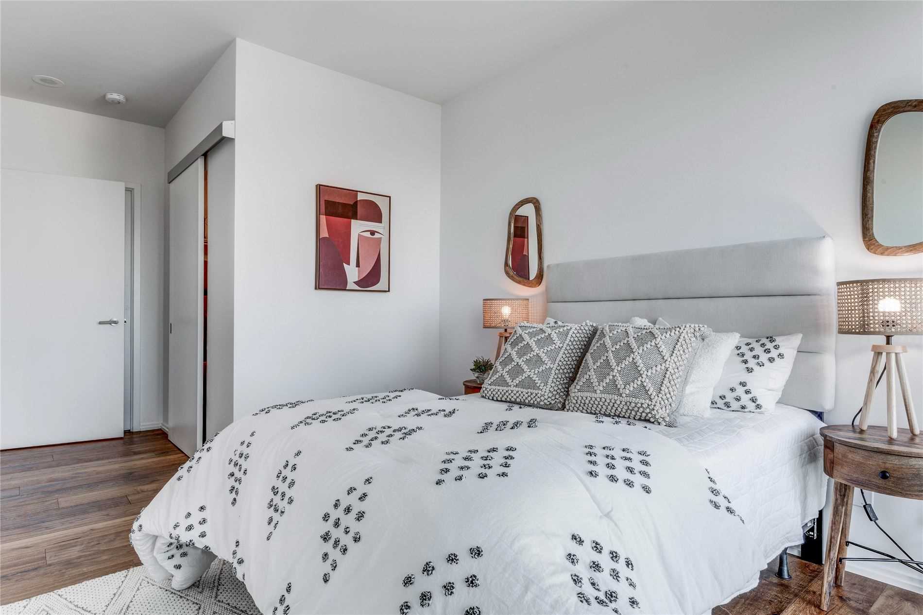 5 Soudan Ave, #3403