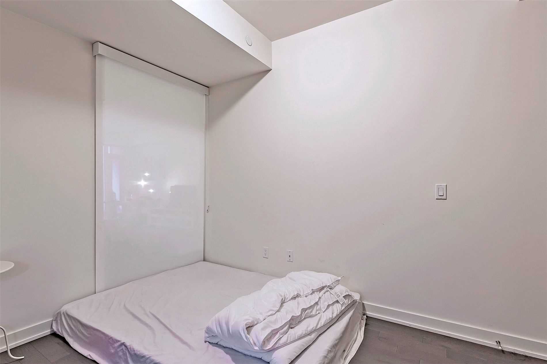 330 Richmond St W, #505