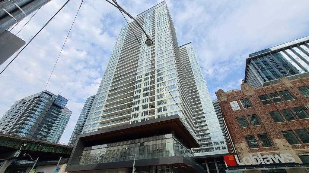 17 Bathurst St, #603