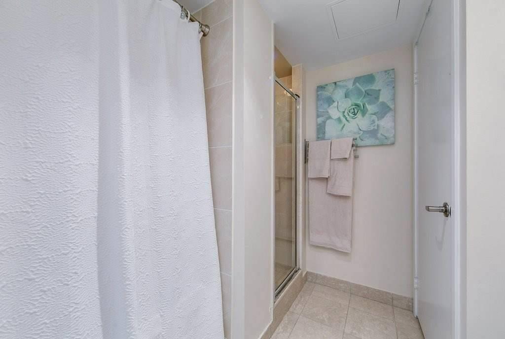 210 Victoria St, #1805