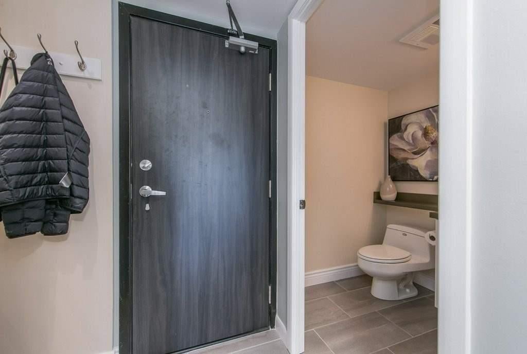 210 Victoria St, #1805