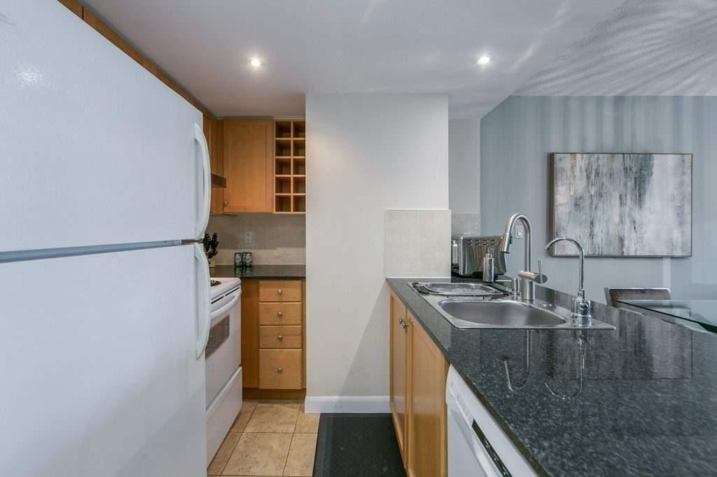 210 Victoria St, #1805