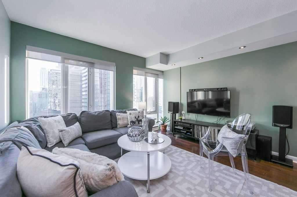 210 Victoria St, #1805