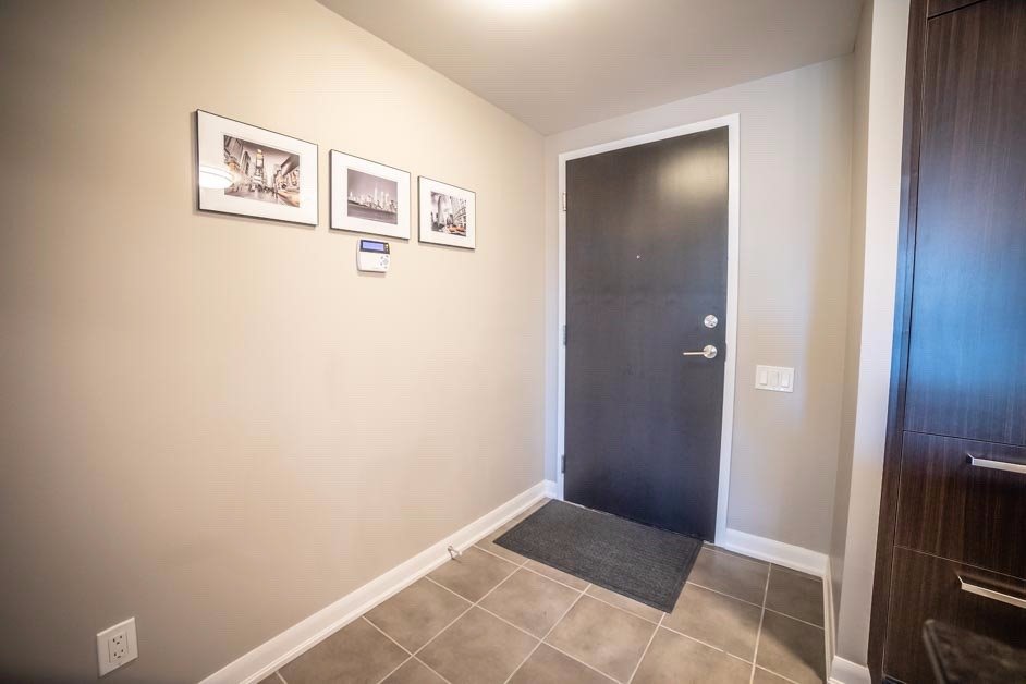 Listing C5432094 - Large Photo # 2
