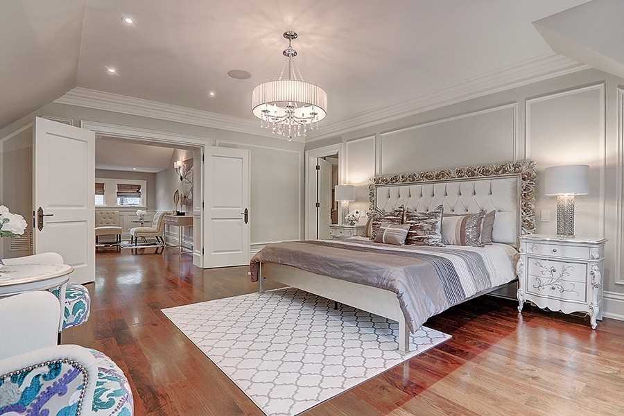 15 Castle Frank Cres