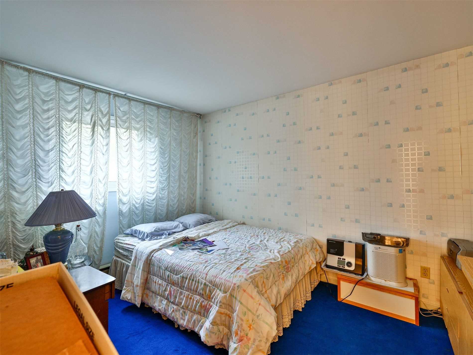 4 Chipstead Rd