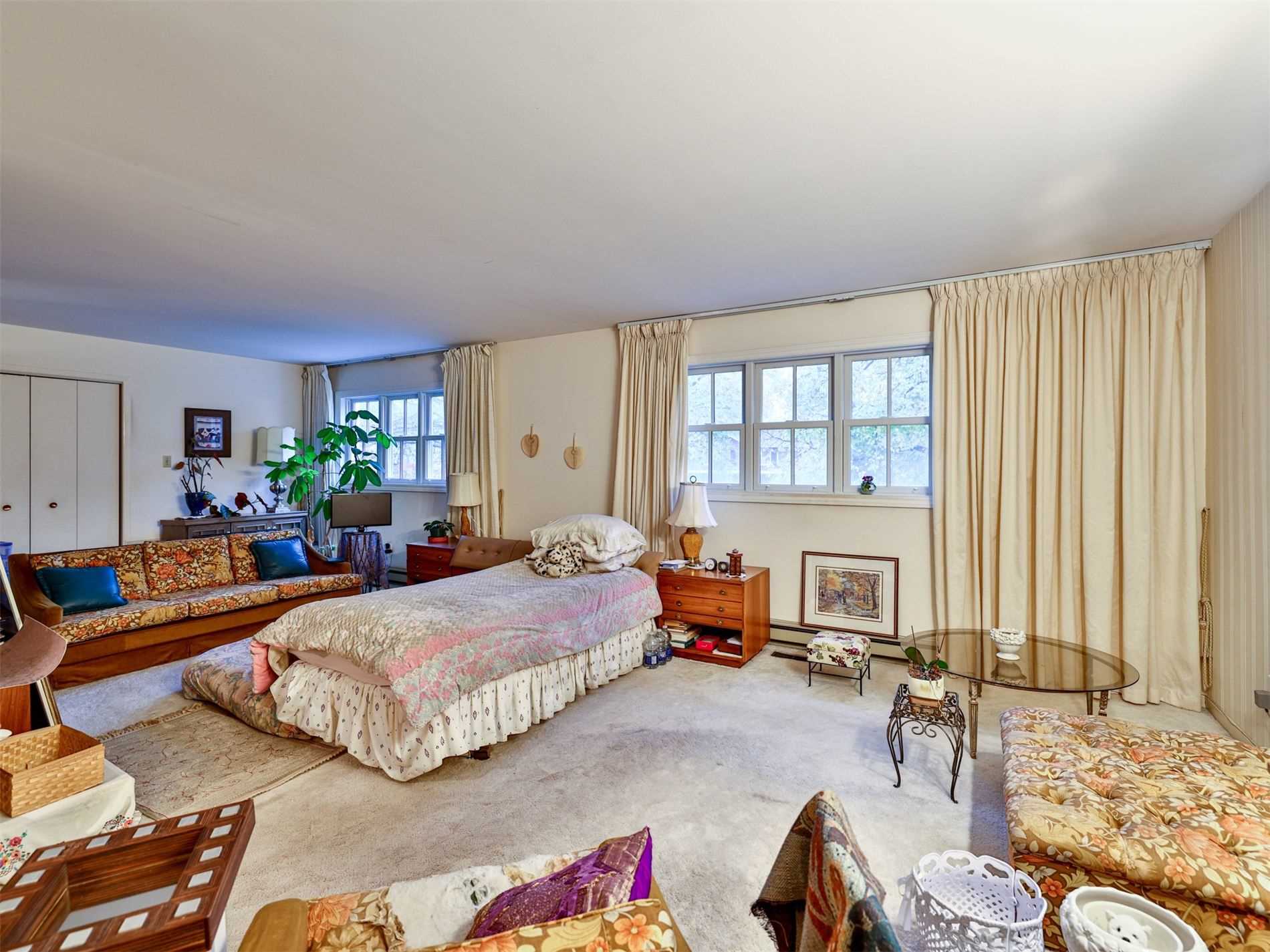 4 Chipstead Rd