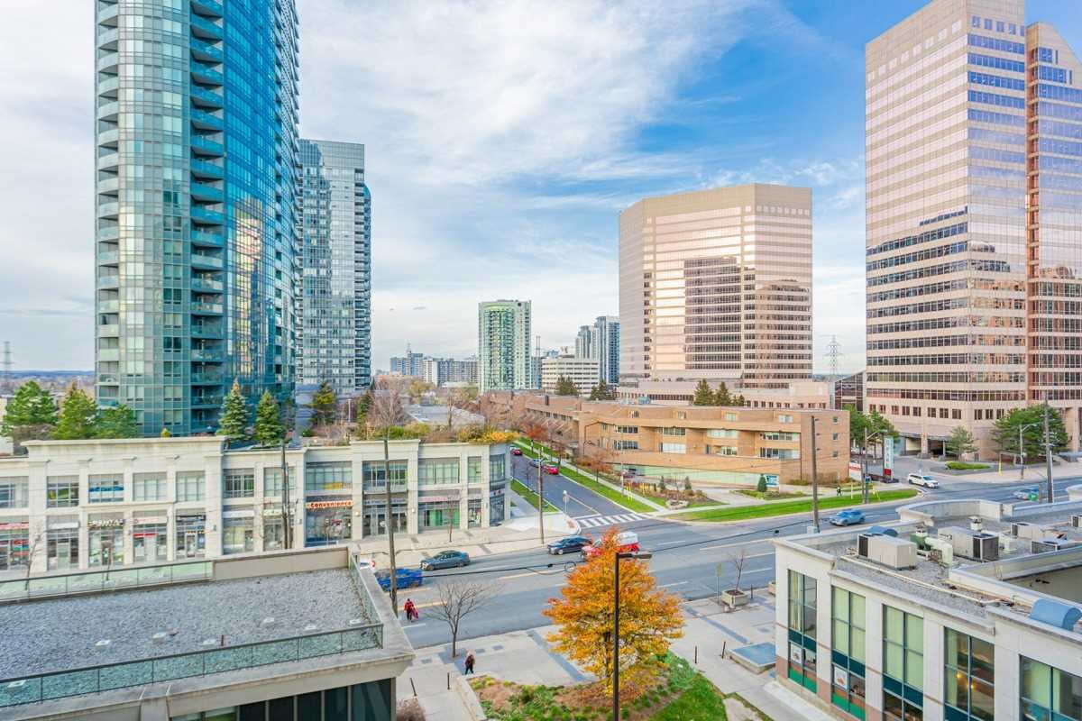 509 Beecroft Rd, #816