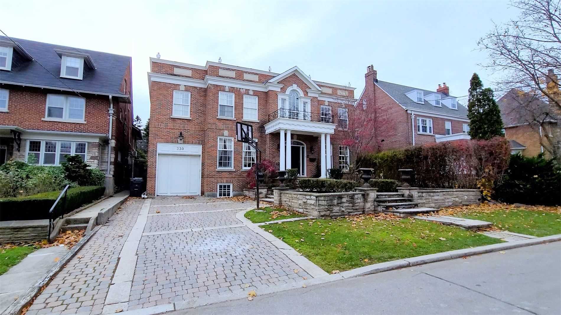 230 Dunvegan Rd