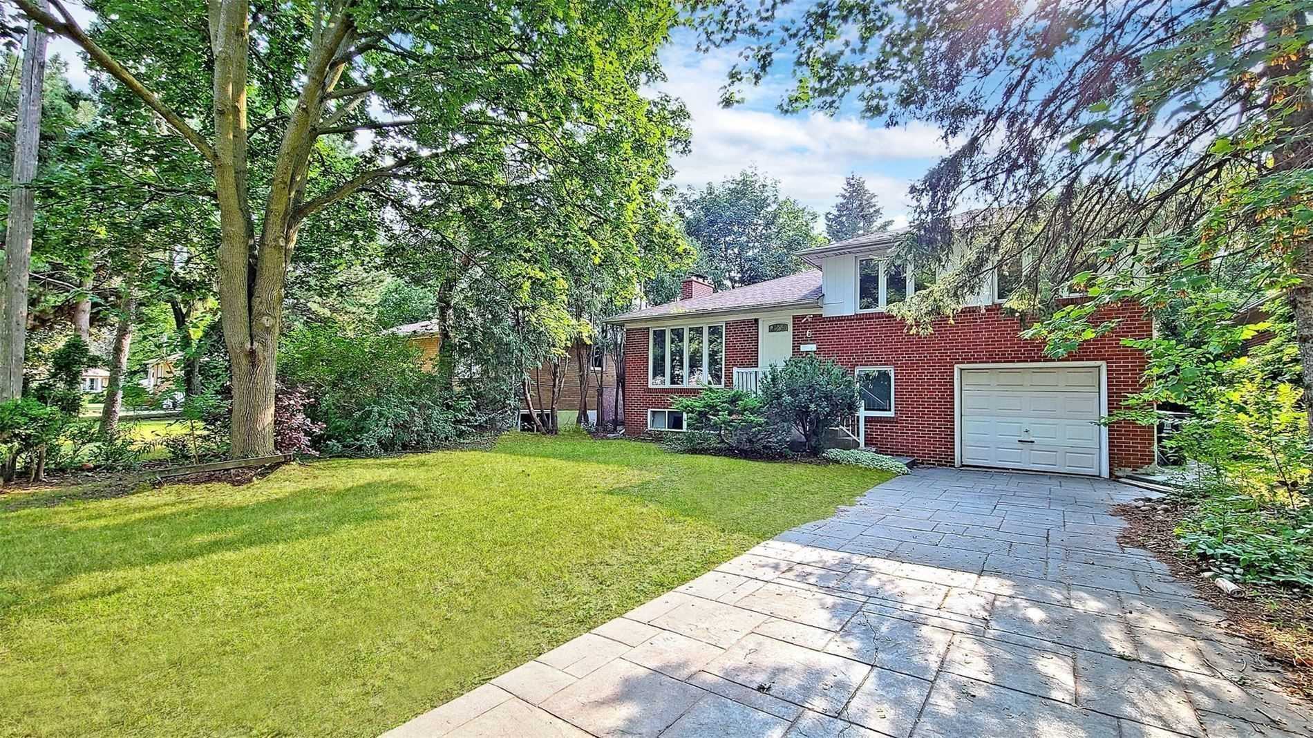 6 Fargo Ave