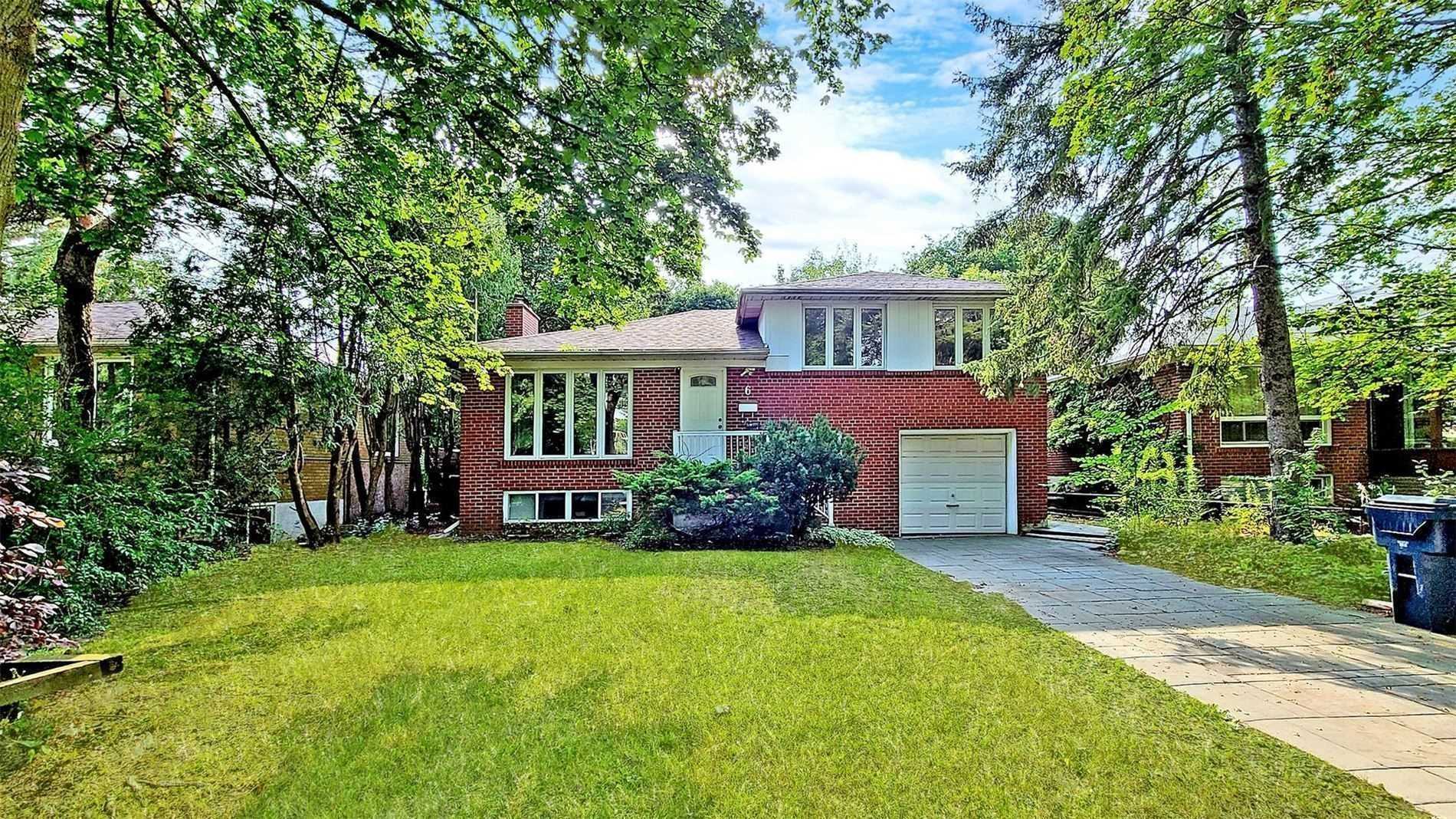 6 Fargo Ave