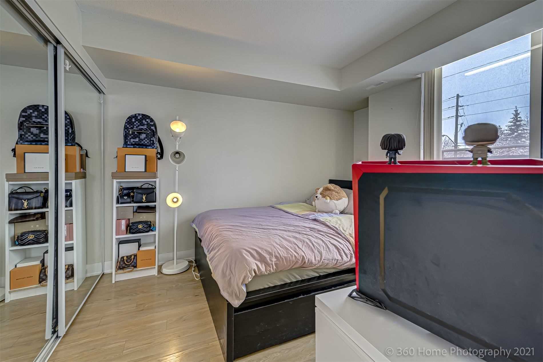 801 Sheppard Ave, #202
