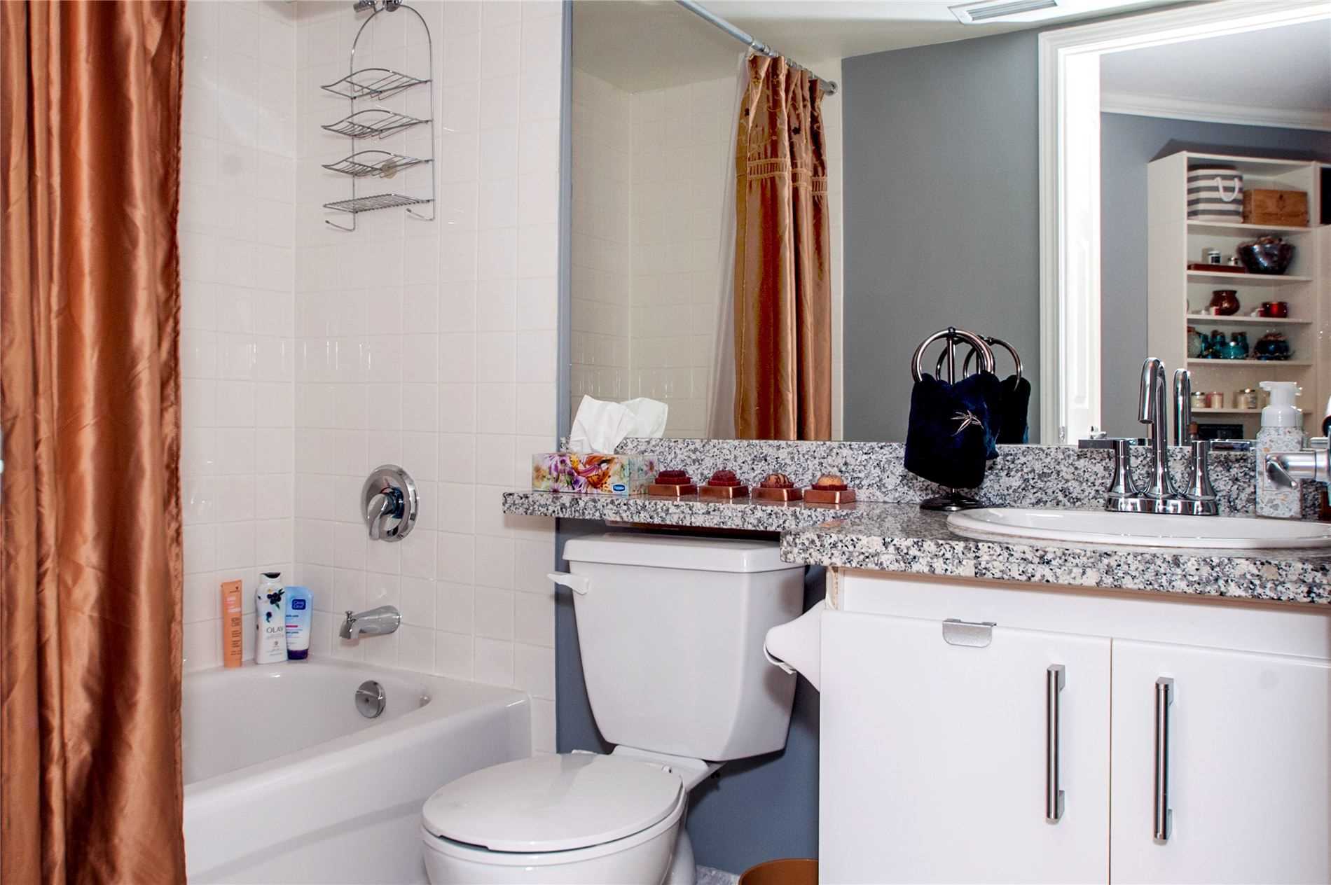 230 Queens Quay W, #1016
