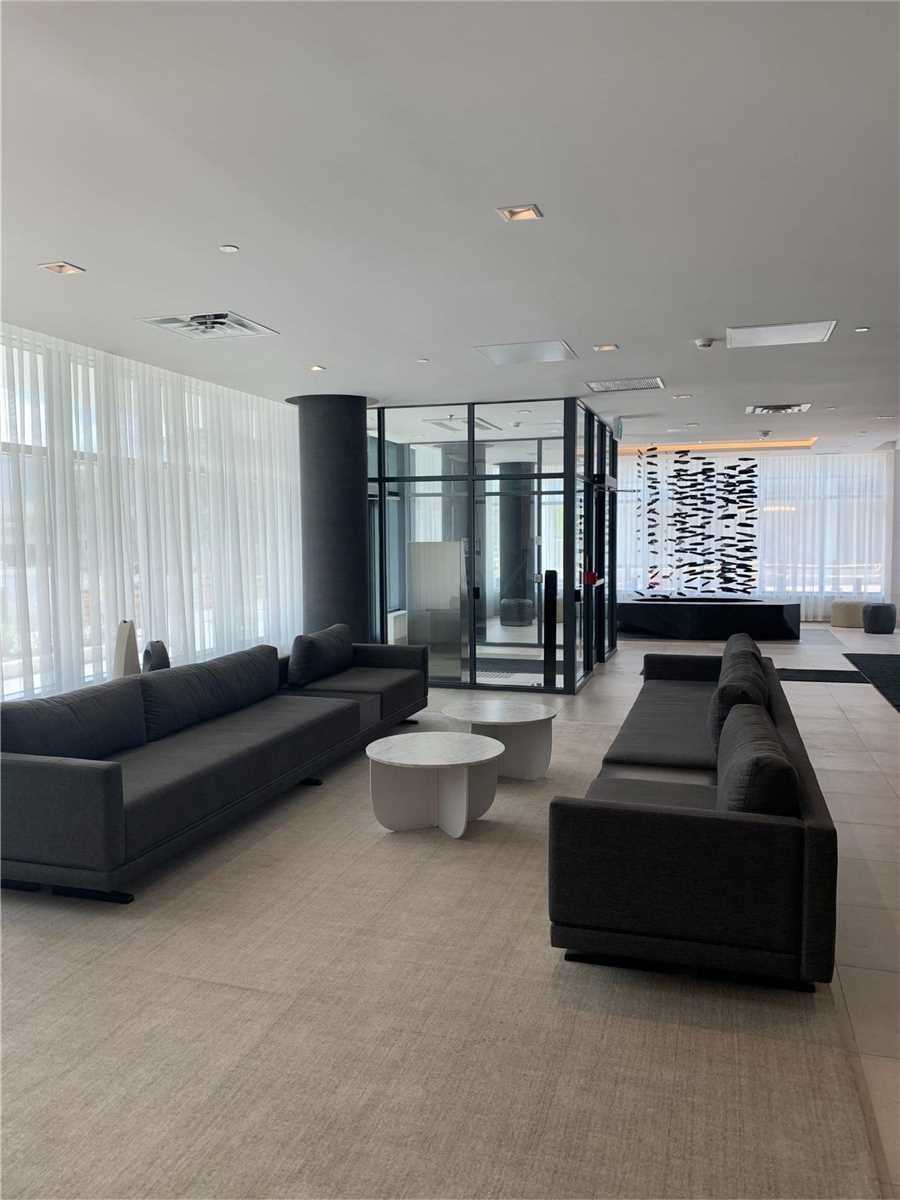 180 Fairview Mall Dr #1001