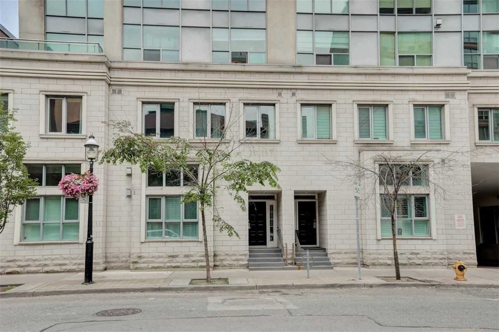 77 Lombard St, #104