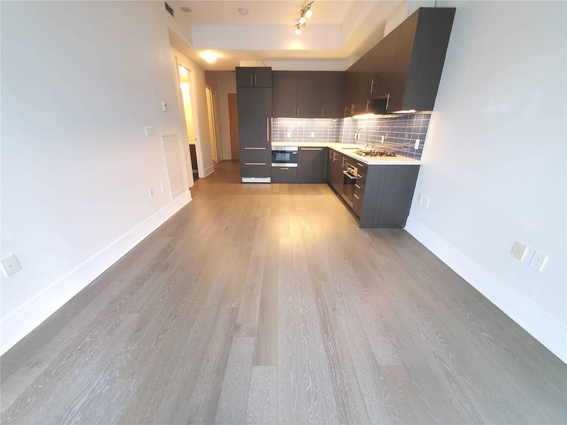 29 Queens Quay E #918