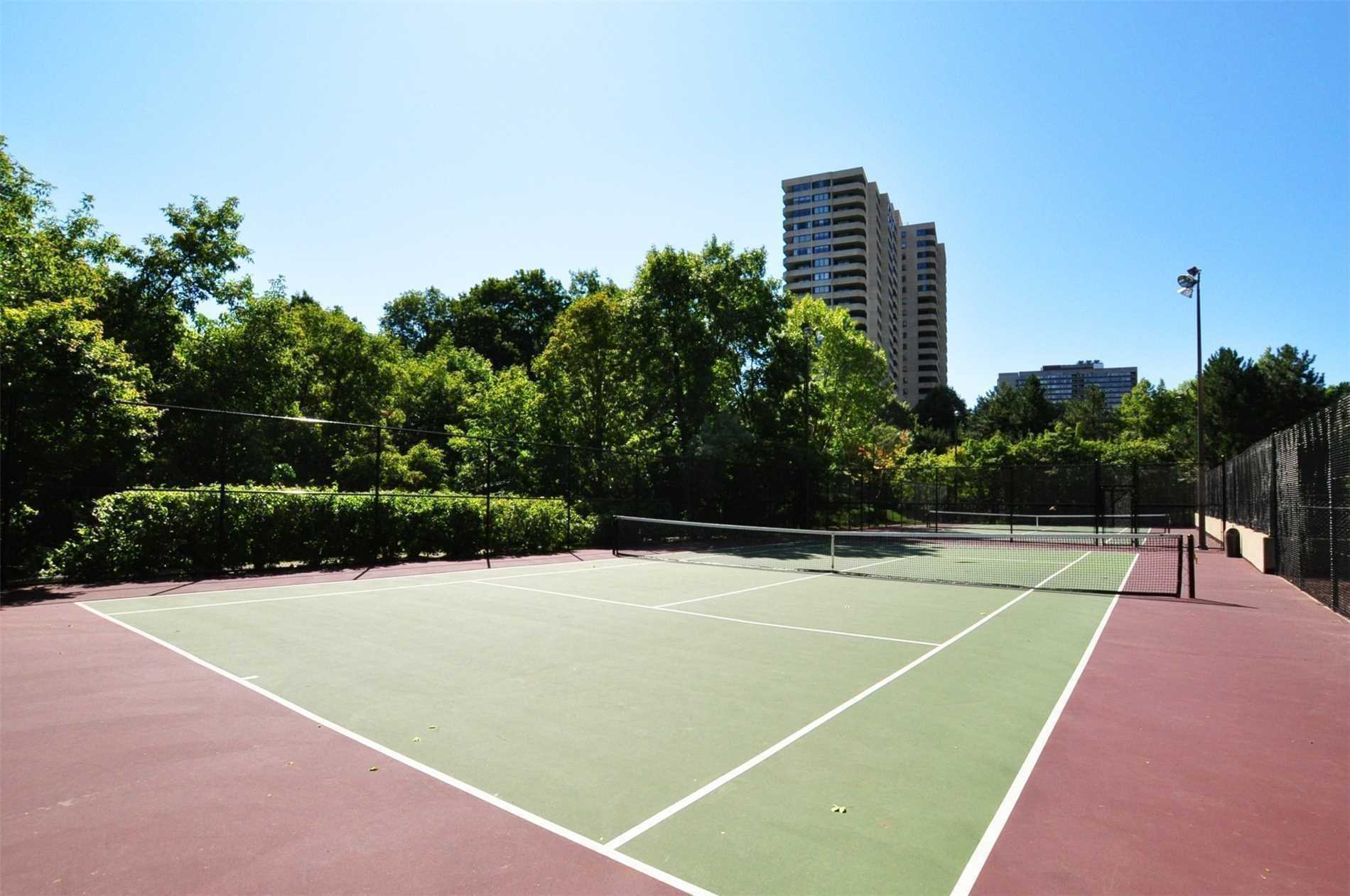 7 Concorde Pl, #1410