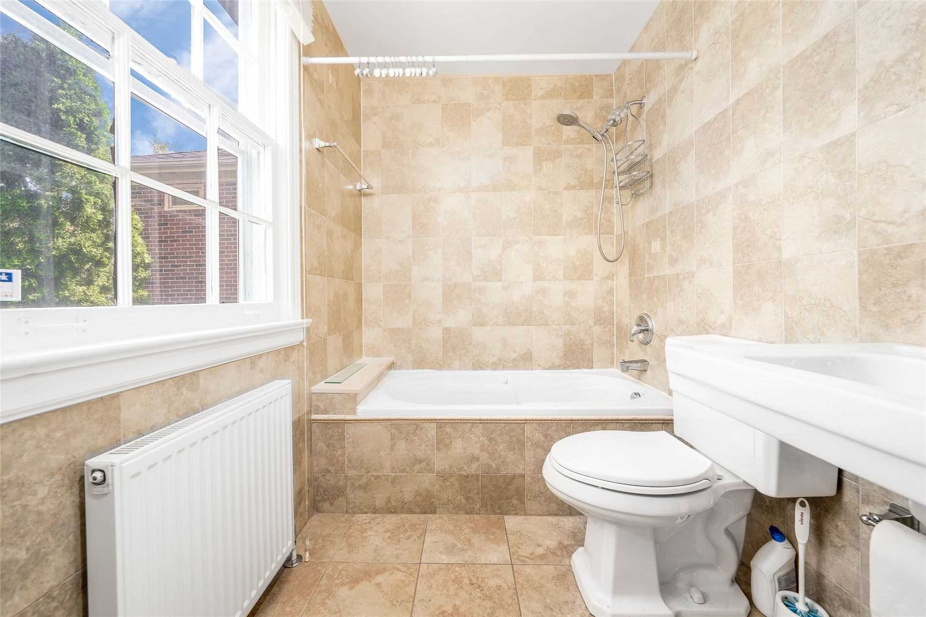 29 Highbourne Rd