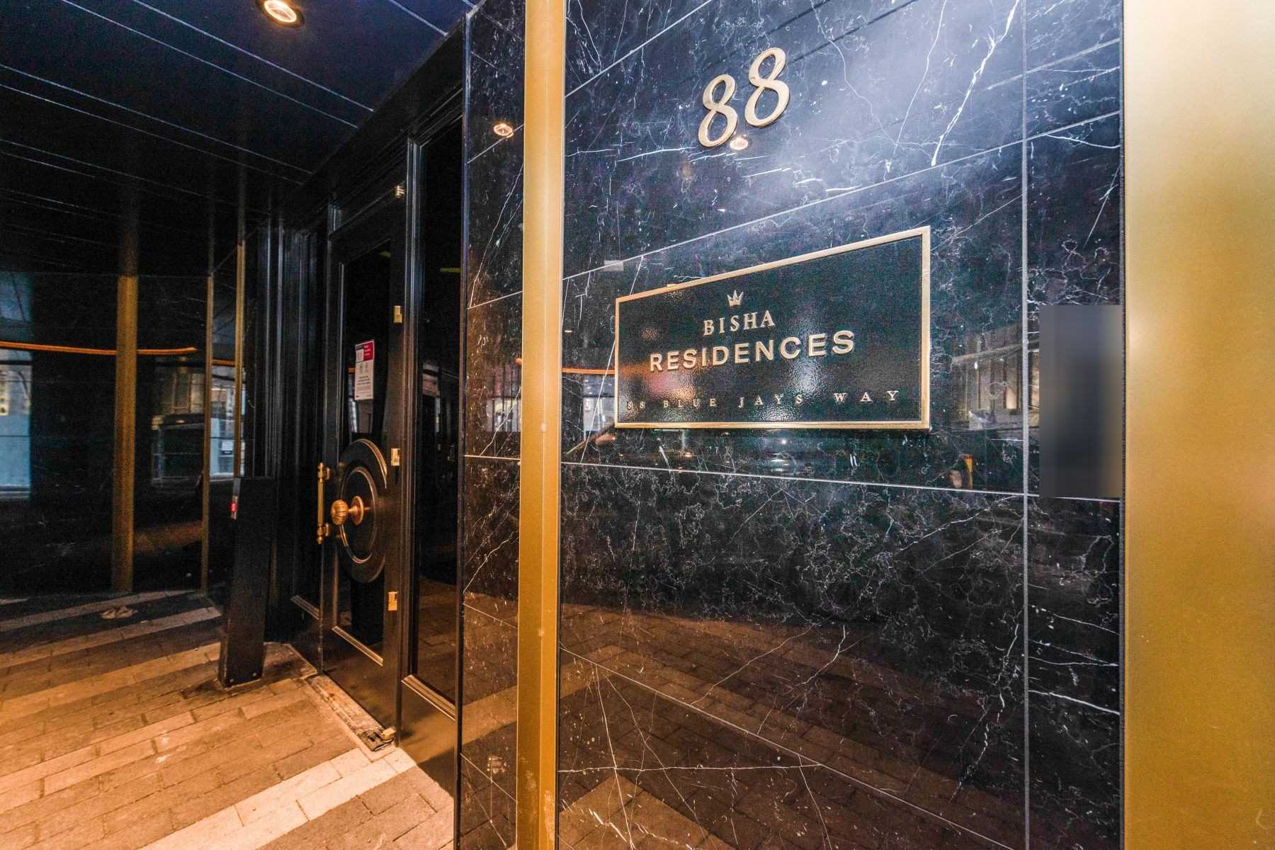 88 Blue Jays Way, #4105