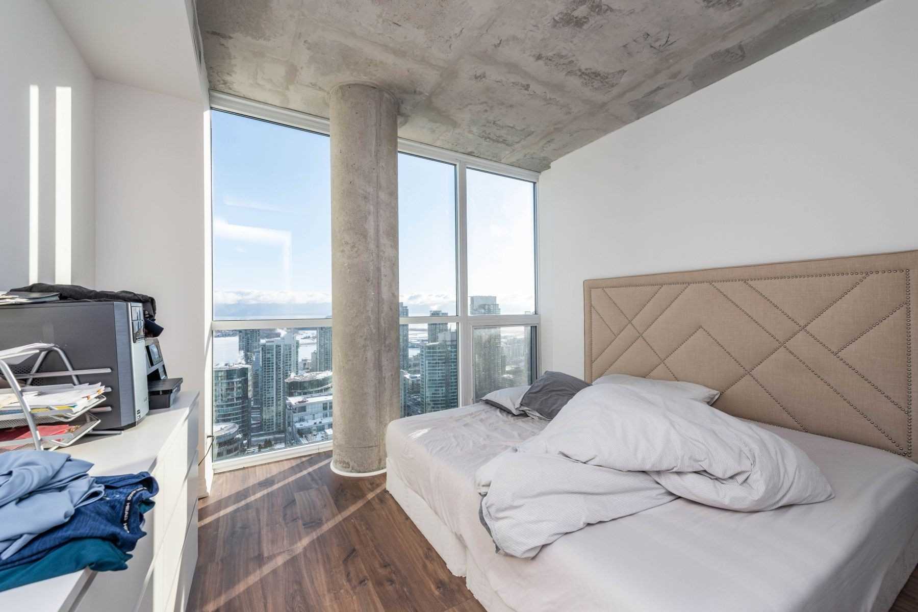 88 Blue Jays Way, #4105