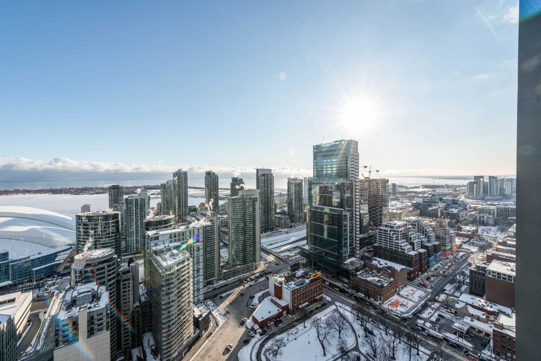 88 Blue Jays Way, #4105