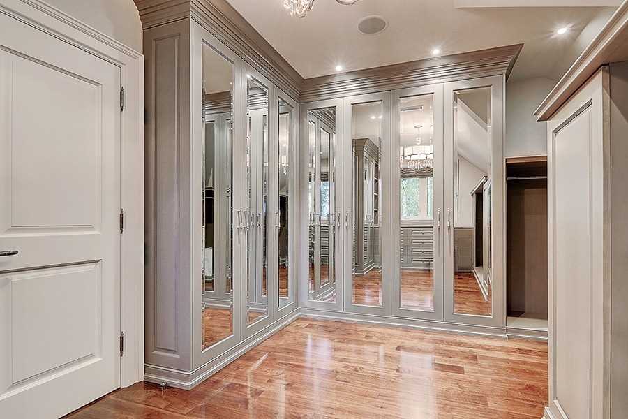 15 Castle Frank Cres