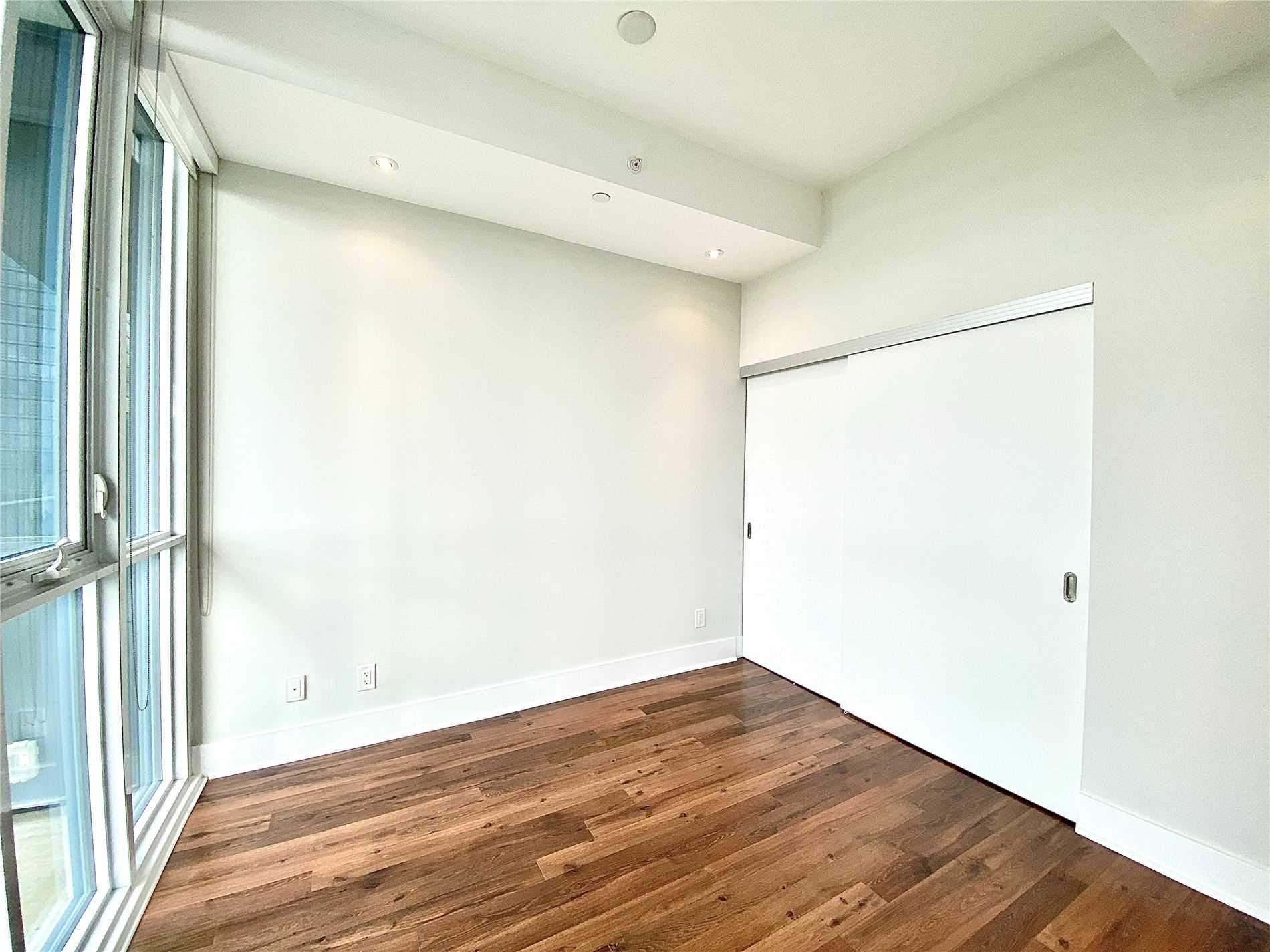 32 Davenport Rd, #2708
