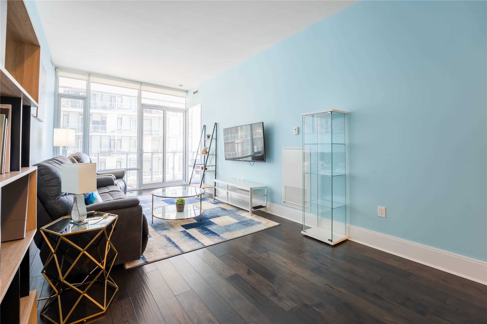 29 Queens Quay E #616