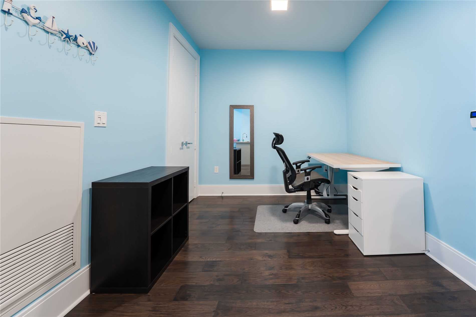 29 Queens Quay E #616