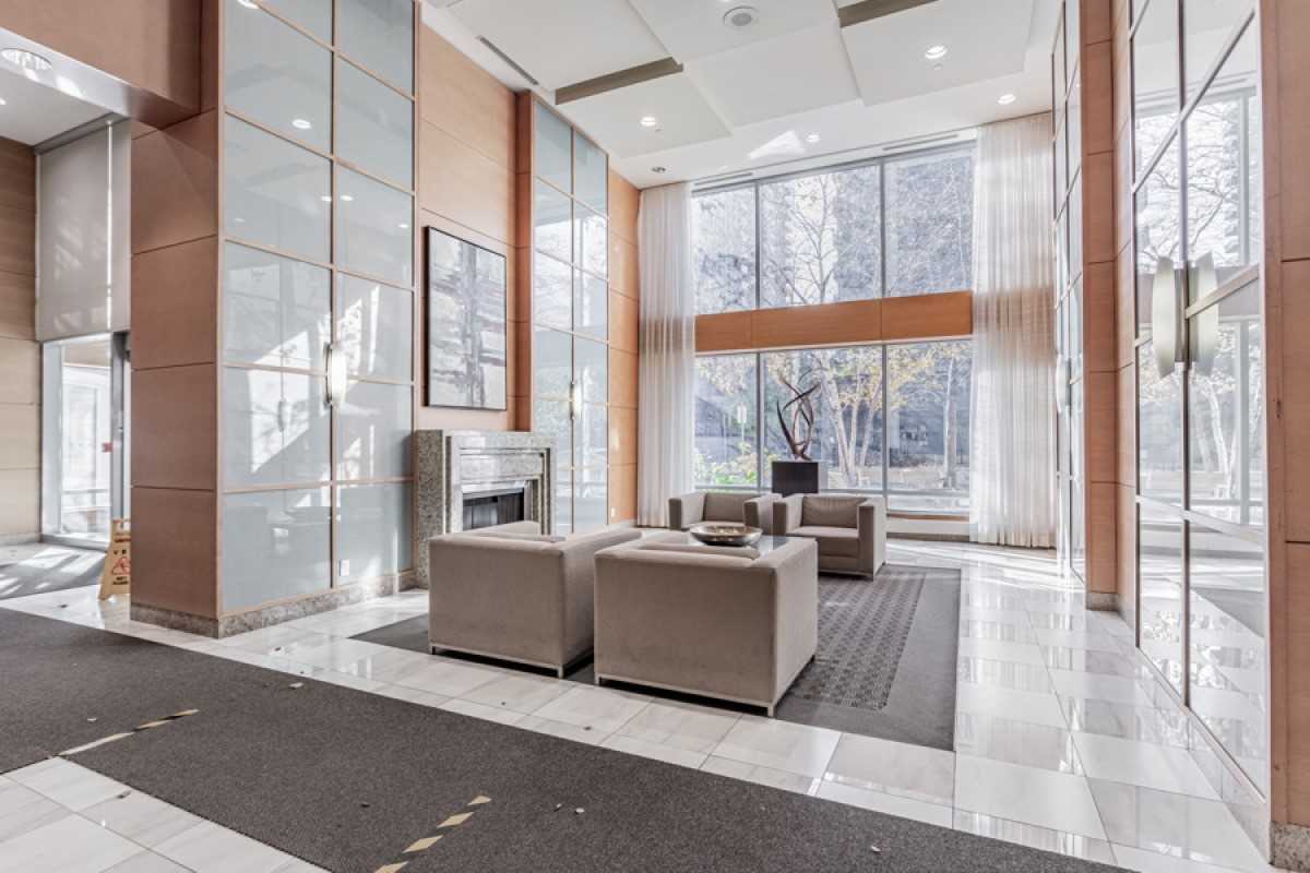 4978 Yonge St, #601
