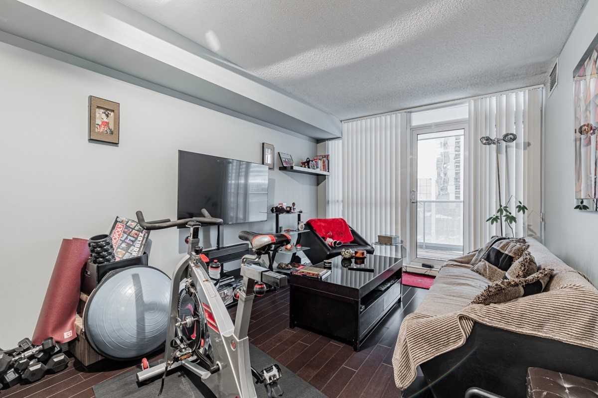 4978 Yonge St, #601