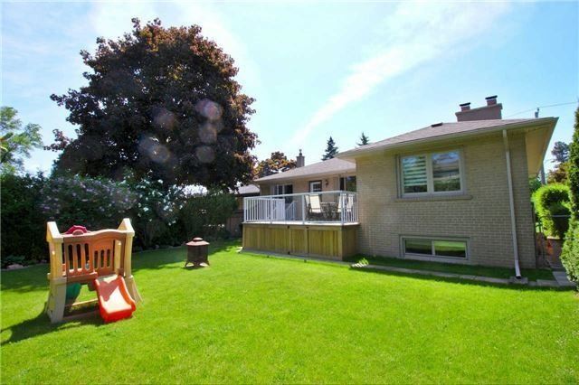 24 Burleigh Heights Dr