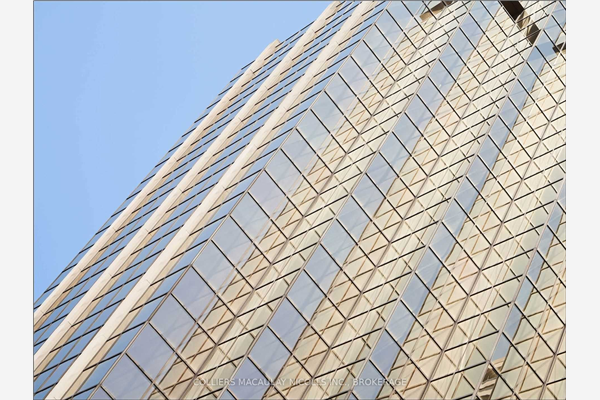 5001 Yonge St, Toronto