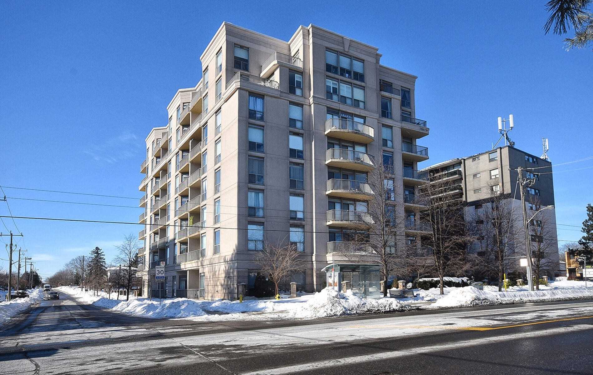 4200 Bathurst St, #705