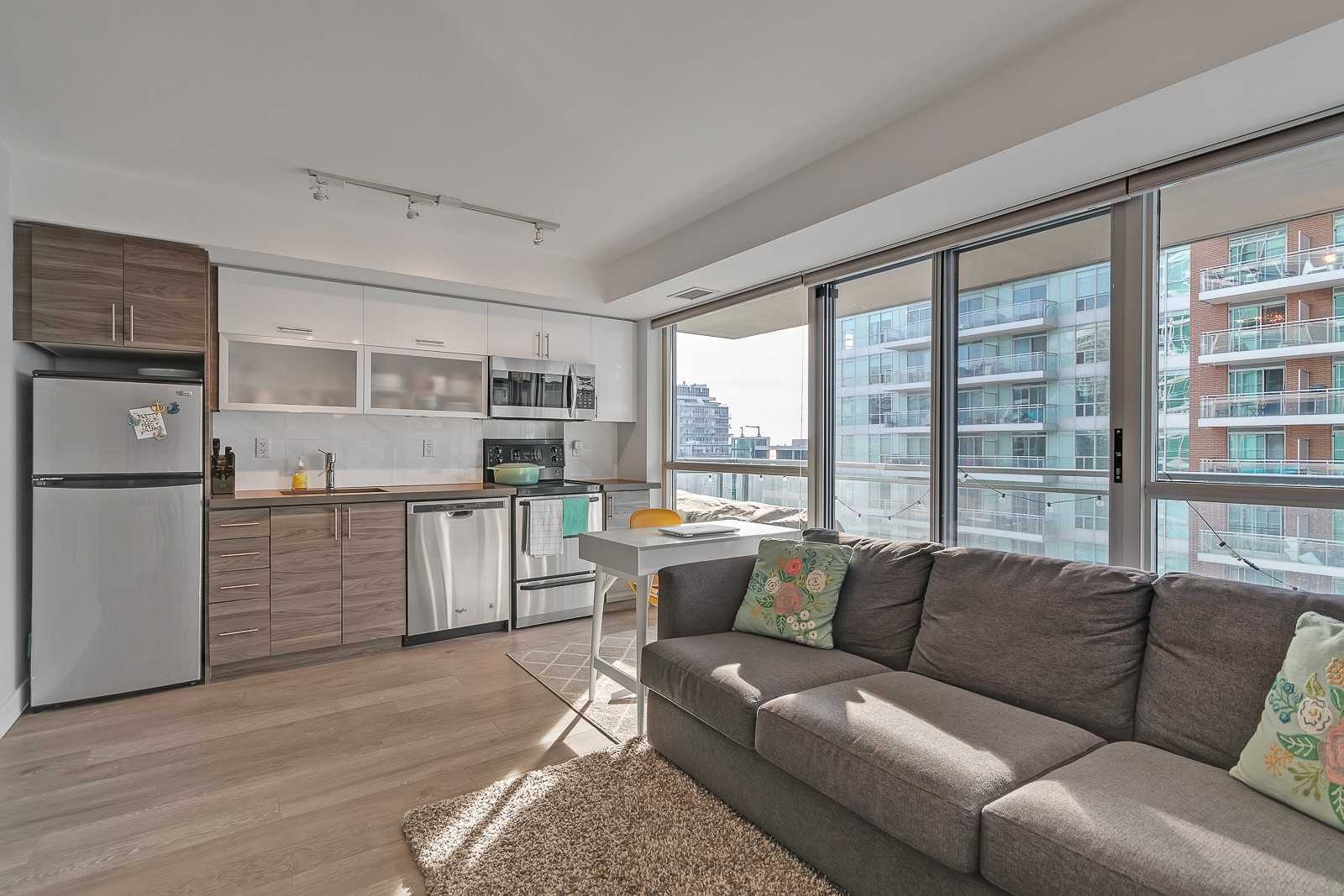 80 Western Battery Rd, #1812