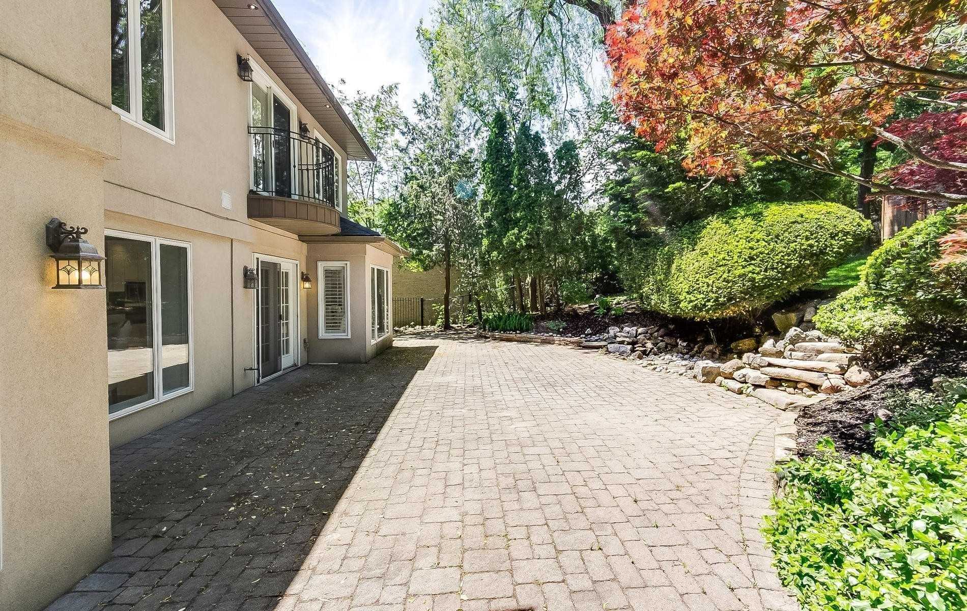 32 Brookfield Rd