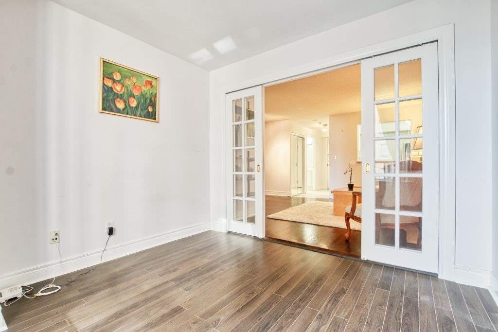 5418 Yonge St, #511