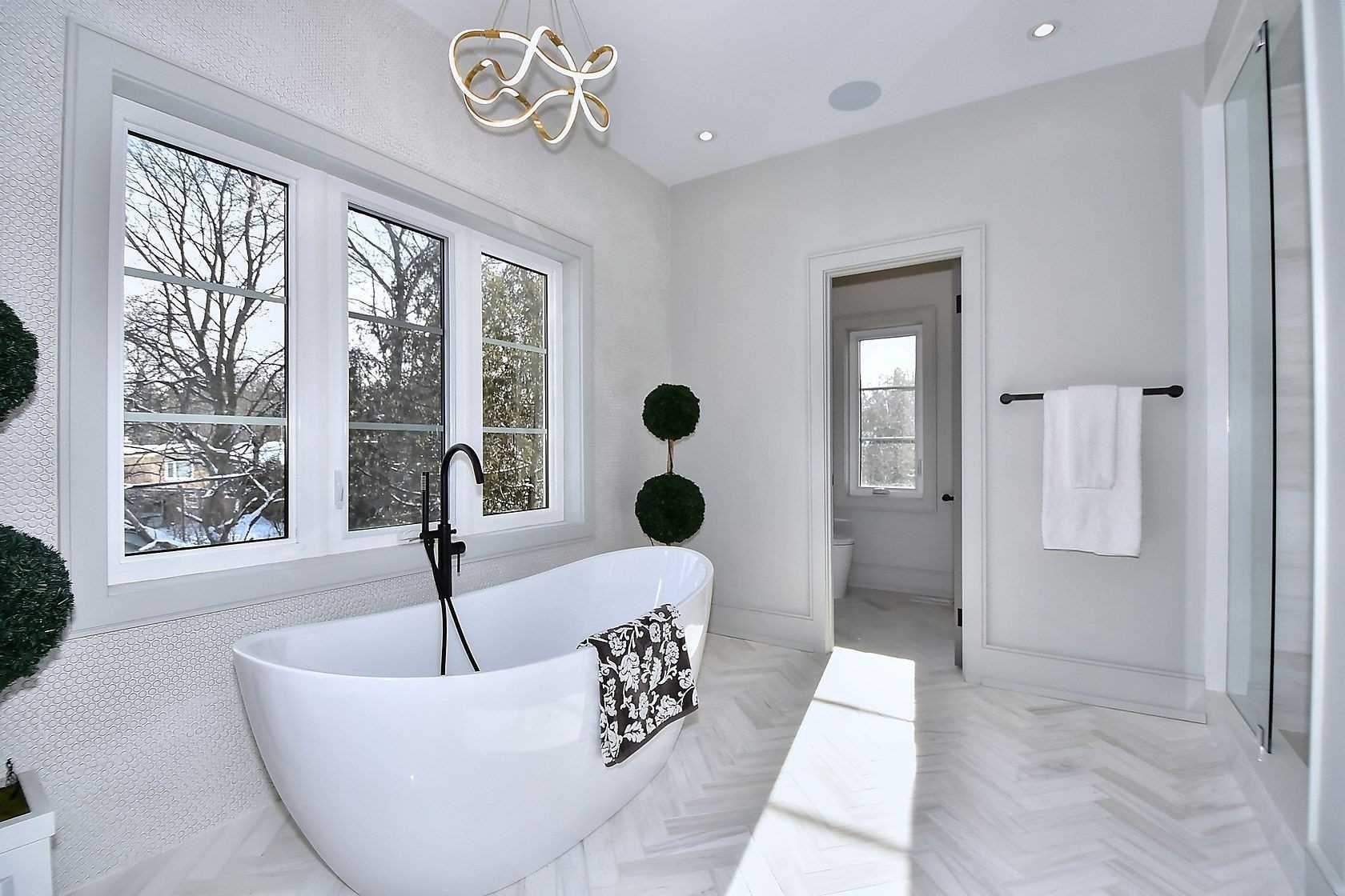 5 Norden Cres
