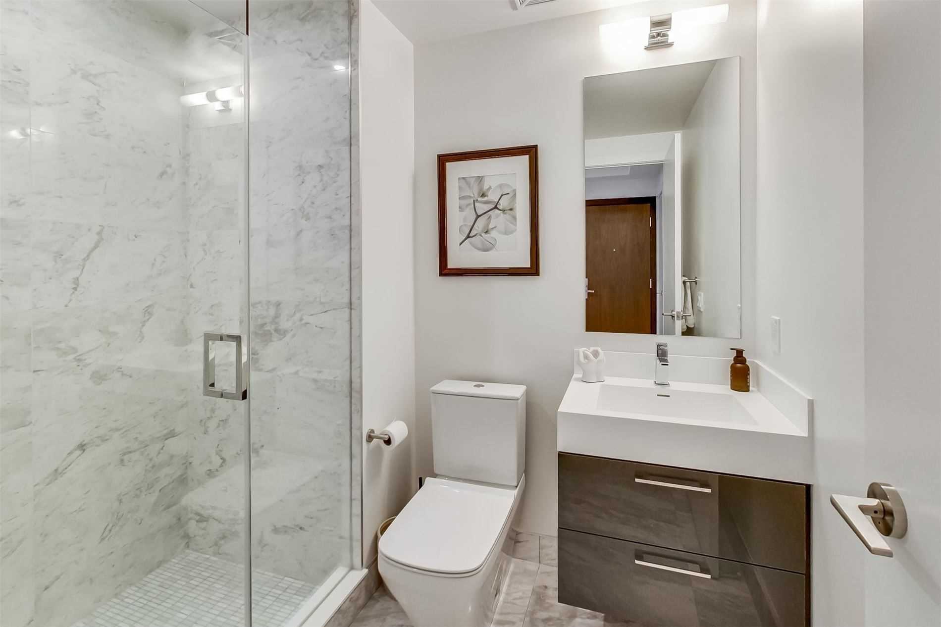 1 Yorkville Ave, #1701