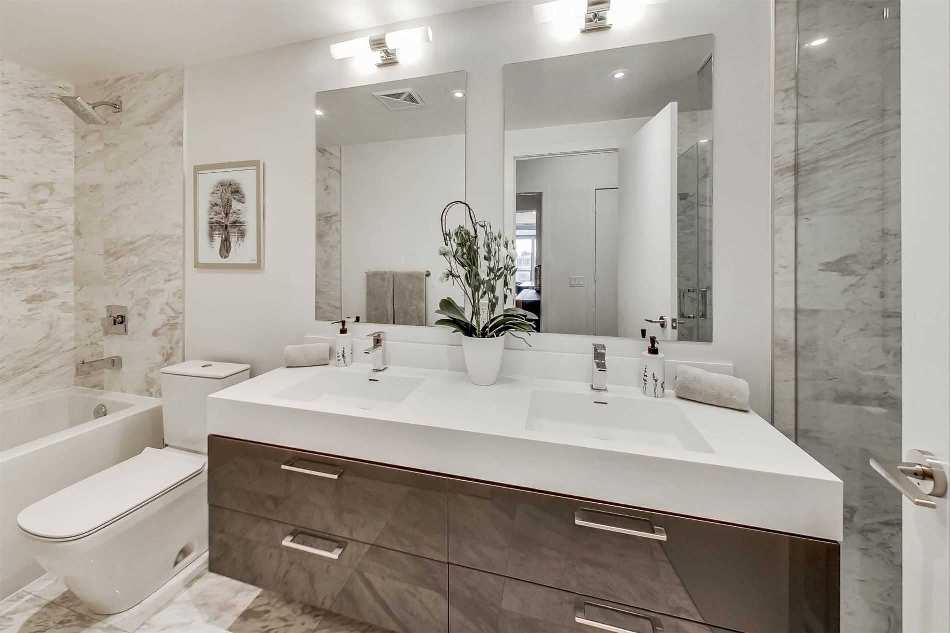 1 Yorkville Ave, #1701