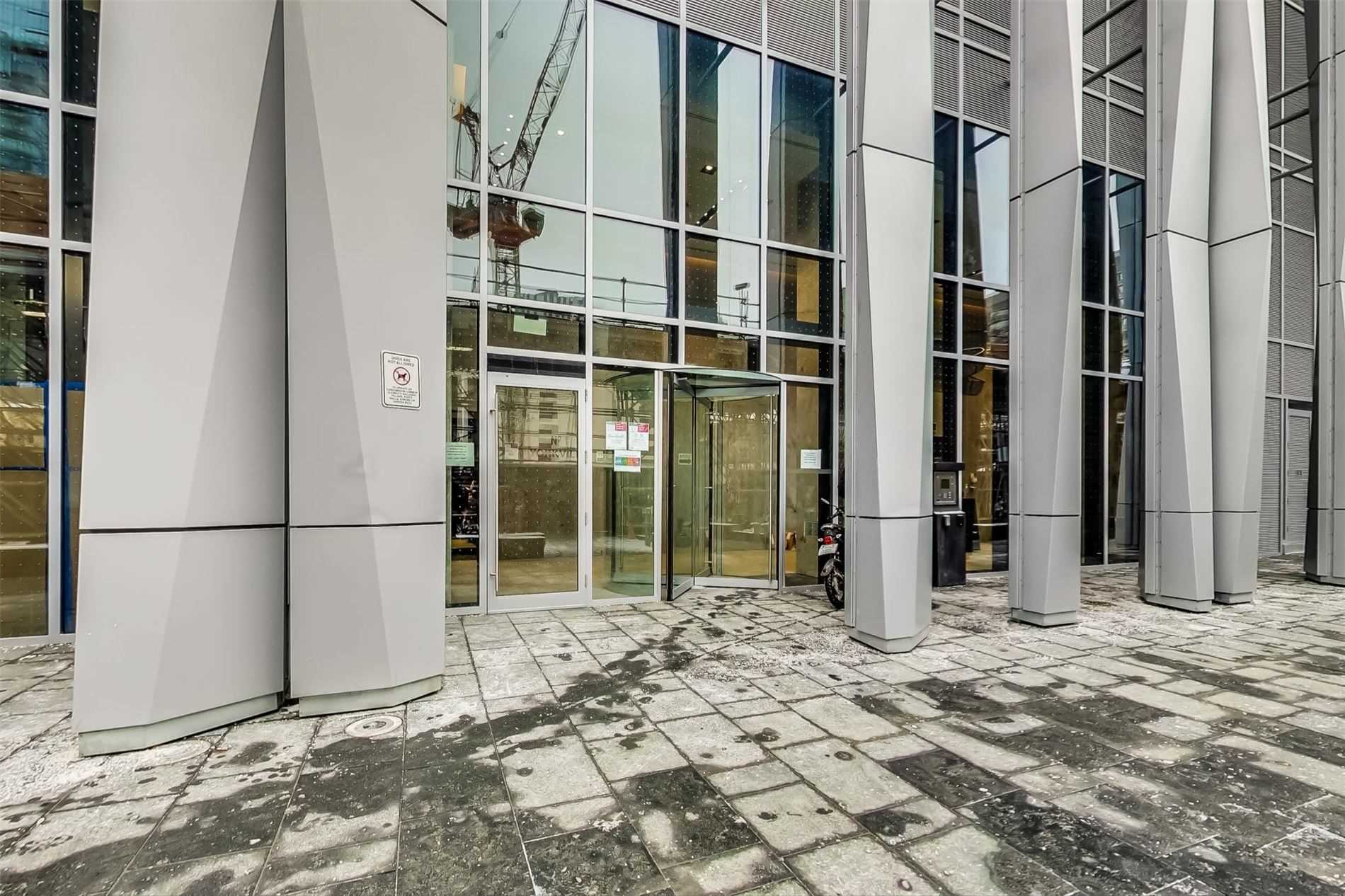 1 Yorkville Ave, #1701